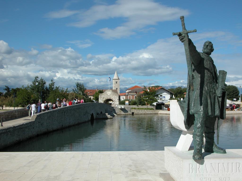 Apartment Domalu Old Town Zadar Bagian luar foto
